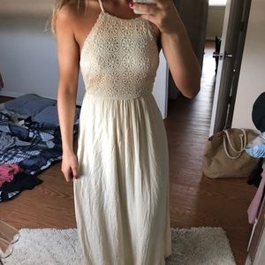 Lace Detail Maxi dress
